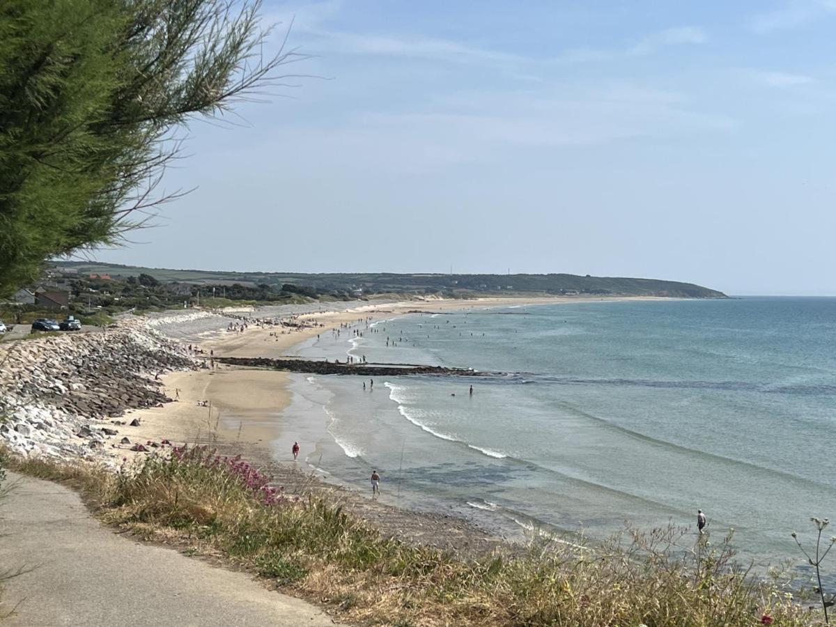 Villa Le Bruit Des Vagues Les Pieux Exterior foto